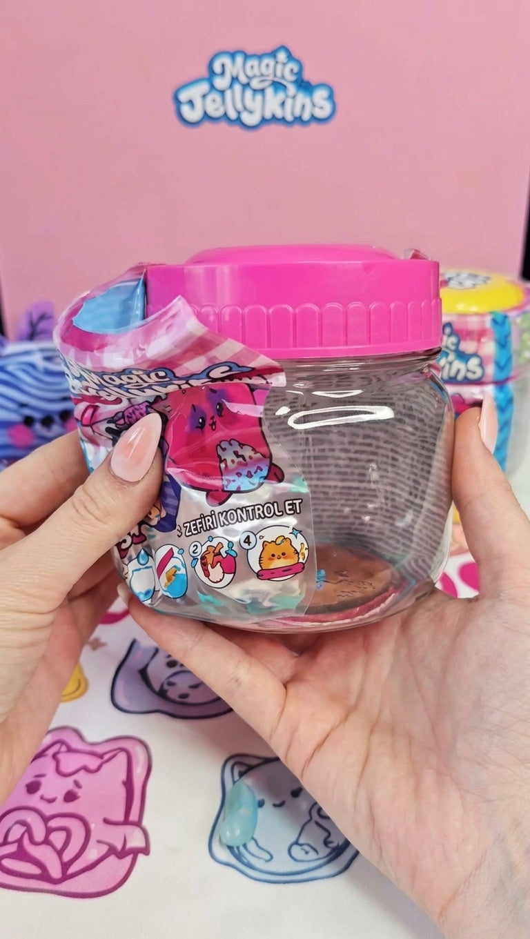 Sihirli Kavanoz , Su Eklenen Çalkalanan Kavanoz Sürpriz Peluş